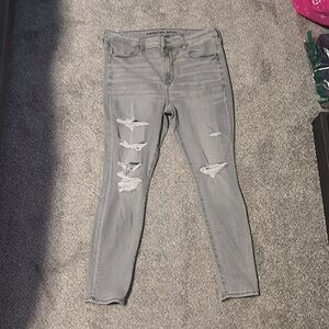 American Eagle distressed Jeans Womens~ 12 SHORT